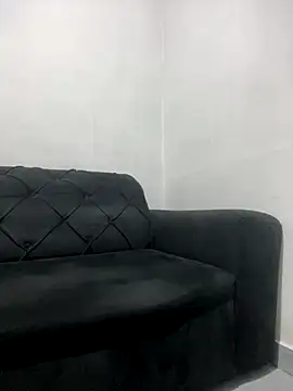 Snapshot of Blindbandit25 chatting on October 7, 2:40 pm Blindbandit25 online show from October 7, 2:40 pm