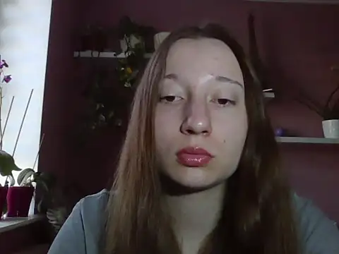 Snapshot of LindaPretty chatting on September 15, 6:25 am LindaPretty online show from September 15, 6:25 am