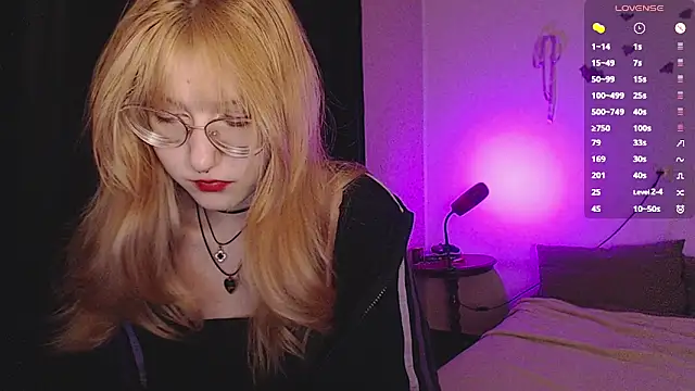 ohmycheryl online show from February 25, 5:13 pm