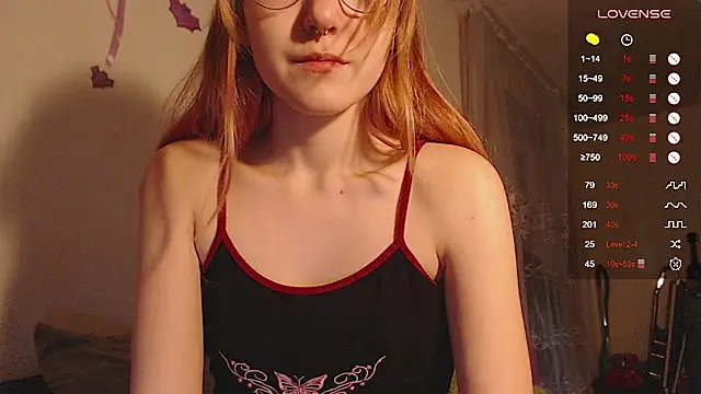 Snapshot of ohmycheryl chatting on November 4, 1:37 pm ohmycheryl online show from November 4, 1:37 pm