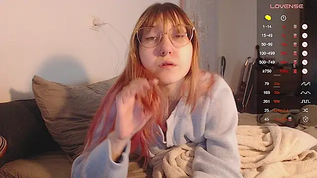 Snapshot of ohmycheryl chatting on October 24, 12:48 pm ohmycheryl online show from October 24, 12:48 pm