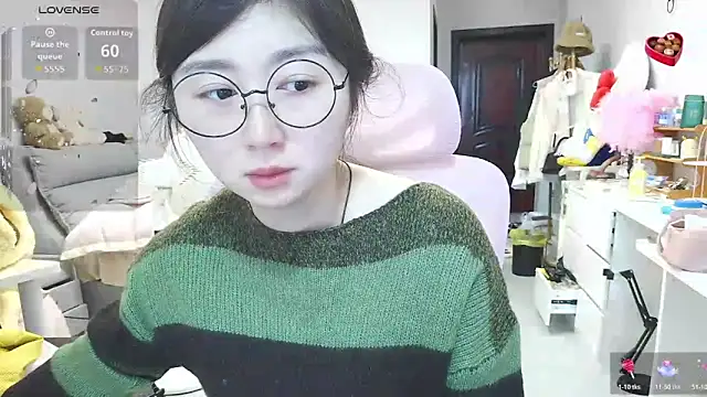 Diva VVN online show from February 26, 12:21 am