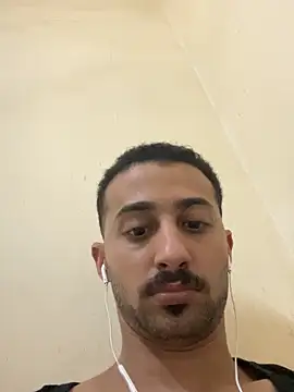 Hehjehjeqll online show from May 31, 8:09 pm
