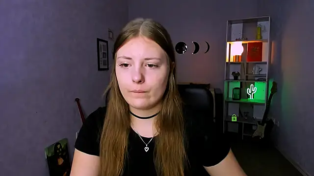 melani bumm online show from November 22, 10:36 am