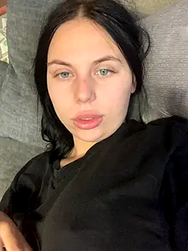 ksenia123 online show from November 8, 7:45 am