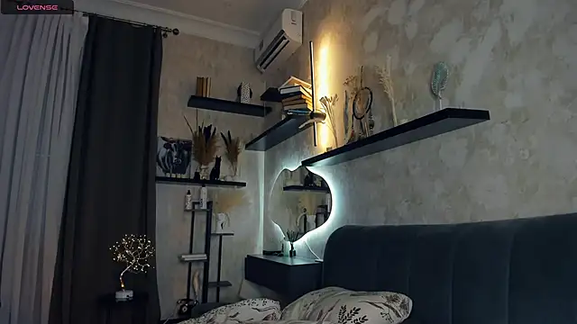 FrancisBivona online show from January 15, 1:25 pm