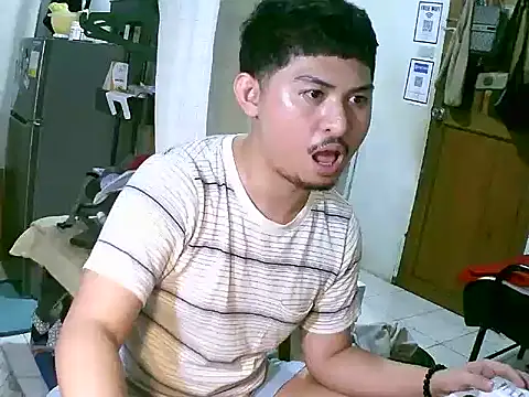 cuteipinoy online show from October 31, 4:25 pm