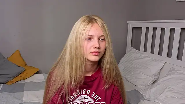 lil tasty33 online show from September 23, 9:38 am