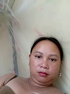 Snapshot of -Kitty-92 chatting on September 12, 11:26 pm -Kitty-92 online show from September 12, 11:26 pm