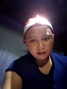 Snapshot of -Kitty-92 chatting on October 19, 1:47 pm -Kitty-92 online show from October 19, 1:47 pm