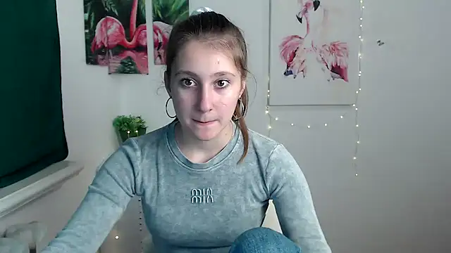 Snapshot of Milka_kamila chatting on October 7, 12:39 pm Milka kamila online show from October 7, 12:39 pm