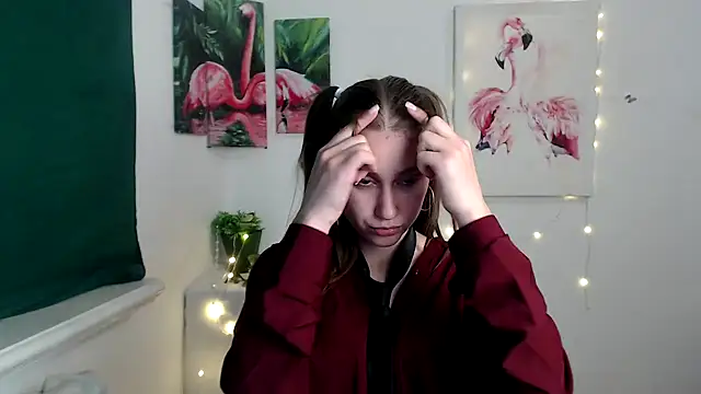 Milka kamila online show from October 31, 2:02 pm