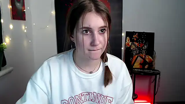 Milka kamila online show from February 11, 2:39 pm