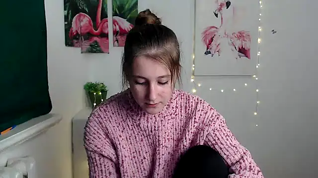 Snapshot of Milka_kamila chatting on October 1, 12:31 pm Milka kamila online show from October 1, 12:31 pm