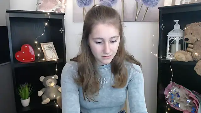 Snapshot of Milka_kamila chatting on October 3, 12:28 pm Milka kamila online show from October 3, 12:28 pm
