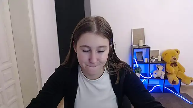 Milka kamila online show from November 15, 12:31 pm