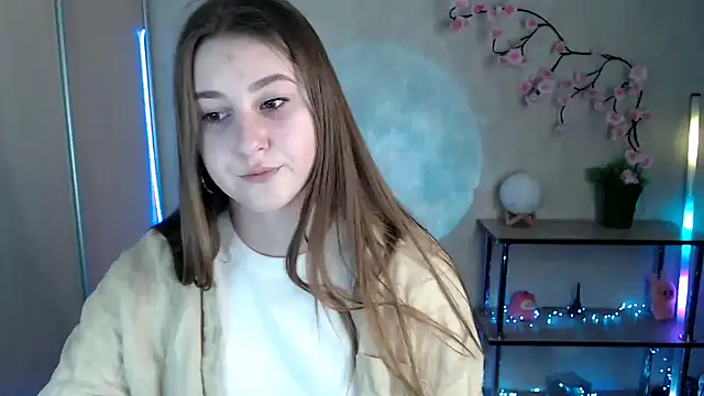 Milka kamila online show from May 6, 12:42 pm
