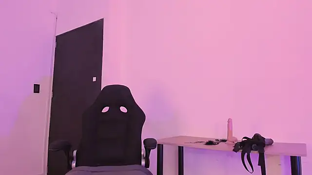 Snapshot of AnnaraLein chatting on October 22, 3:28 am AnnaraLein online show from October 22, 3:28 am