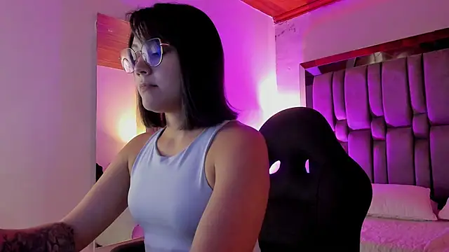 Snapshot of AnnaraLein chatting on November 30, 3:40 am AnnaraLein online show from November 30, 3:40 am