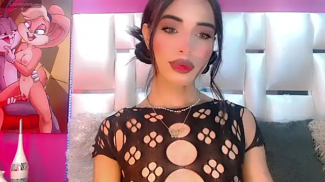 Snapshot of BabyAmatiis_ chatting on November 18, 11:02 am BabyAmatiis online show from November 18, 11:02 am