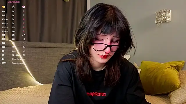 KandraCruser online show from December 5, 8:06 pm