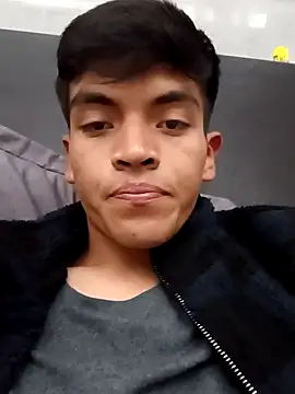 Snapshot of DavidVergagigante420 chatting on November 4, 5:55 am DavidVergagigante420 online show from November 4, 5:55 am