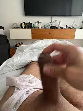 andres52720 online show from June 3, 12:28 pm