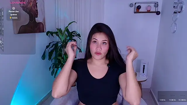 AlisxxnFx online show from February 6, 3:57 am