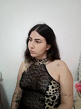 Snapshot of ApenasLys chatting on October 25, 12:21 am ApenasLys online show from October 25, 12:21 am