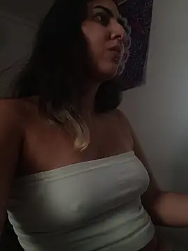 ApenasLys online show from January 6, 3:05 pm