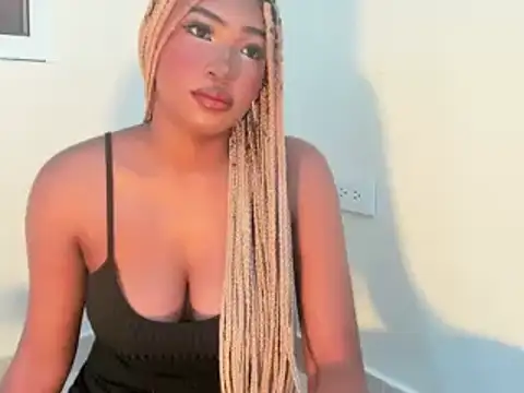Snapshot of SophiaBloss chatting on June 14, 9:27 pm SophiaBloss online show from June 14, 9:27 pm