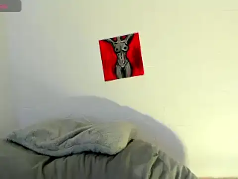 SophiaBloss online show from April 17, 8:00 pm