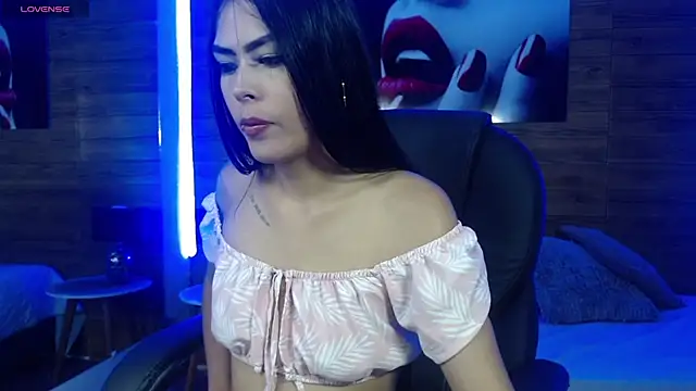 Snapshot of kiityvall19 chatting on September 11, 1:00 pm kiityvall19 online show from September 11, 1:00 pm
