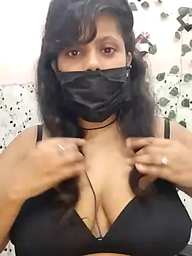 aliyaa9900 online show from September 30, 10:43 am