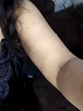 aliyaa9900 online show from November 18, 12:41 pm