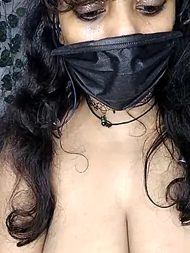 aliyaa9900 online show from November 3, 11:19 pm