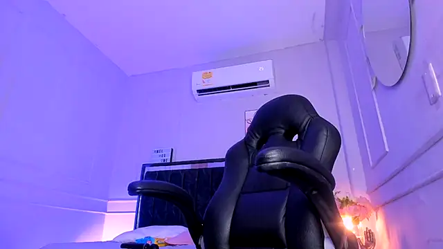 Catalleya flower online show from December 13, 8:04 pm