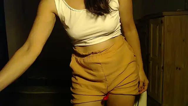 Snapshot of Missforever chatting on May 7, 12:15 am Missforever online show from May 7, 12:15 am