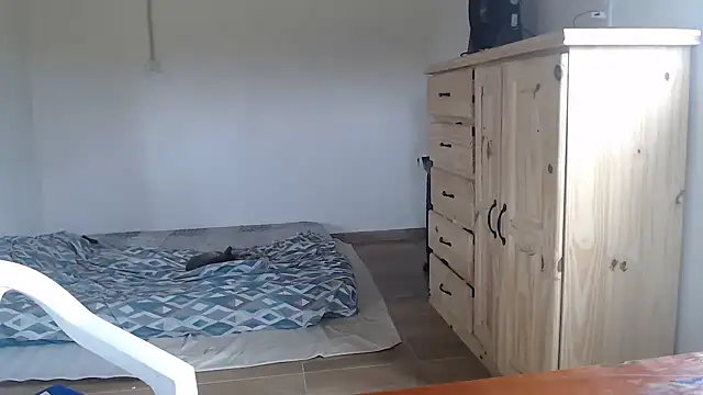 Missforever online show from January 9, 4:25 pm