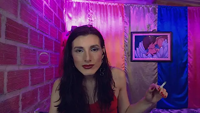 Snapshot of Moira-Hot chatting on December 2, 2:01 am Moira-Hot online show from December 2, 2:01 am