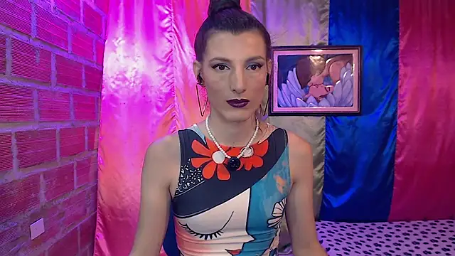 Moira-Hot online show from January 7, 7:41 pm