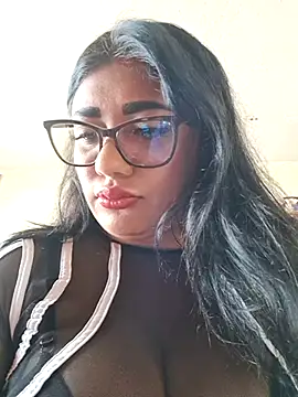 Monse--145 online show from December 3, 4:06 pm