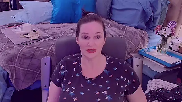 Snapshot of ninajaymes chatting on March 5, 6:01 am ninajaymes online show from March 5, 6:01 am