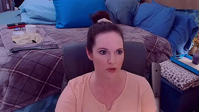 Snapshot of ninajaymes chatting on October 12, 12:01 am ninajaymes online show from October 12, 12:01 am