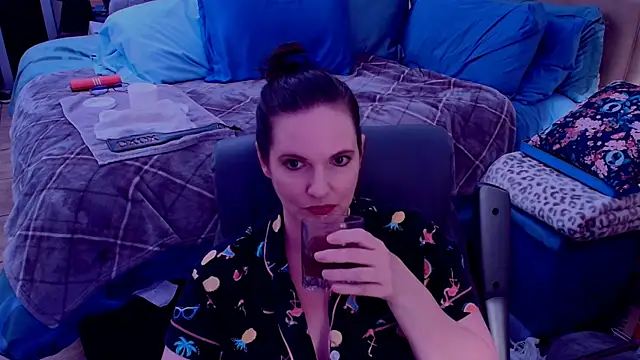 ninajaymes online show from May 1, 10:37 pm