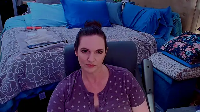 ninajaymes online show from June 18, 9:42 pm