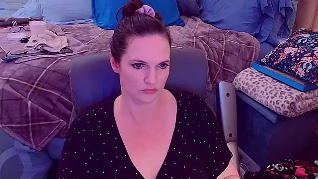 ninajaymes online show from December 14, 9:09 pm