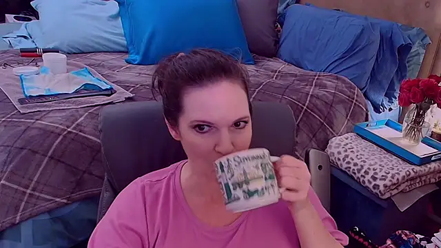 Snapshot of ninajaymes chatting on October 6, 10:54 pm ninajaymes online show from October 6, 10:54 pm