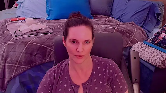 Snapshot of ninajaymes chatting on December 20, 1:41 am ninajaymes online show from December 20, 1:41 am