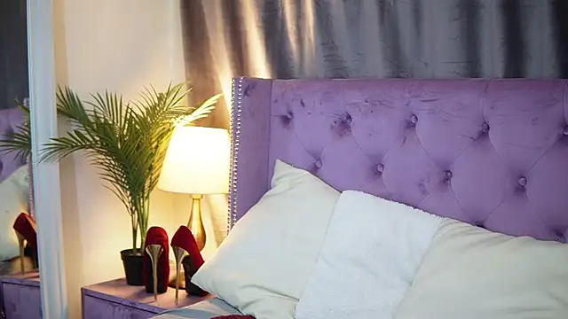 SaraiAngel online show from February 21, 10:34 pm